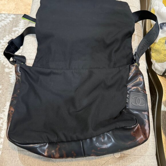 Chanel large size Crossbody canvas - Picture 2 of 9